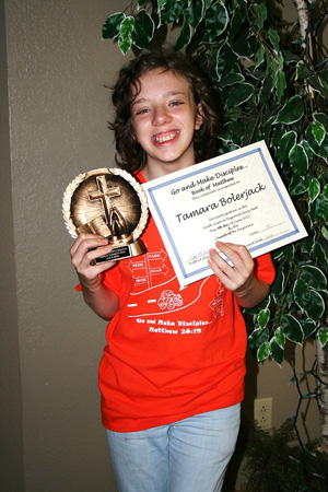 Tamara Bolerjack with Gold Award at 2012 Regional Quiz